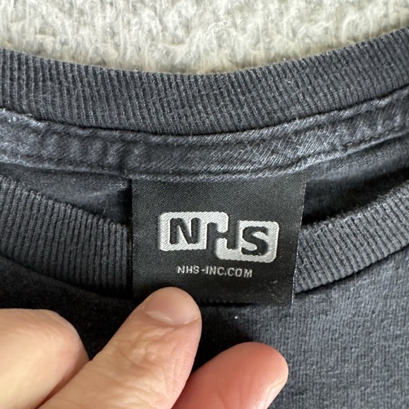 Santa Cruz Nhs Shirt Mens Medium Black Graphic T Shirt Short‎ Sleeve - Picture 3 of 10